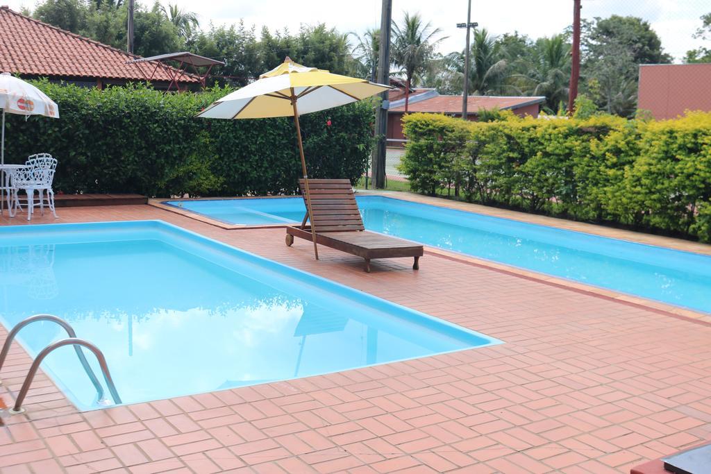 Hotel Pousada Vale Do Sol Em Pompéia Екстериор снимка